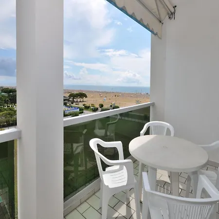 Appartamento In With Balcony