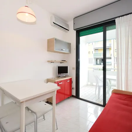 Apartmán In With Balcony Bibione